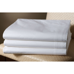 Lepedő  : 200cm x 240 cm 100% Pamut